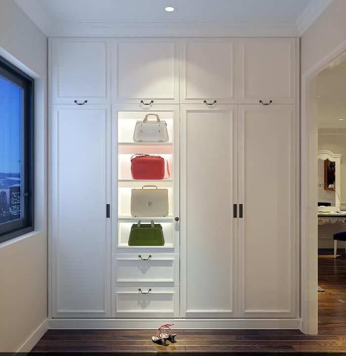 衣柜應(yīng)該用什么樣的木頭？我應(yīng)該買什么樣的衣柜便宜又好？